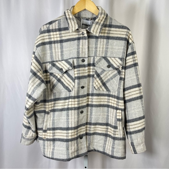 RSQ Jackets & Blazers - RSQ Medium Plaid Soft Fleece Shacket Cabin Fireside Woodsy Chore Barn Camp